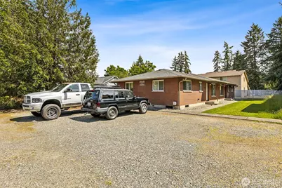 710 127th Street S, Tacoma, WA 98444 - Photo 3