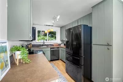 4018 Macadam Court SE, Olympia, WA 98501 - Photo 11
