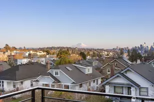 1004 N 48th St, Seattle, WA 98103 - Photo 5