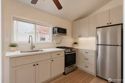 5402 S Cloverdale Street, Seattle, WA 98118 - Photo 37