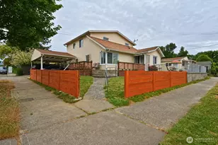 5402 S Cloverdale St, Seattle, WA 98118 - Photo 3