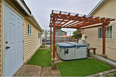 5402 S Cloverdale Street, Seattle, WA 98118 - Photo 11
