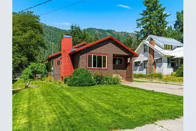 303 Cascade Street, Leavenworth, WA 98826 - Photo 1