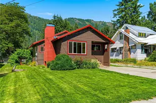 303 Cascade St, Leavenworth, WA 98826 - Photo 1