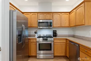 10612 NE Kingston Meadows Circle, Kingston, WA 98346 - Photo 9