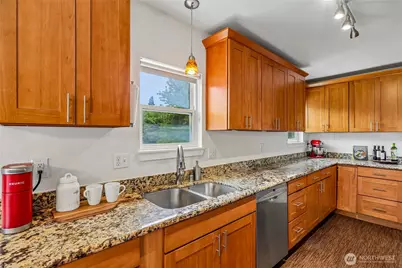 16208 48th Avenue W, Edmonds, WA 98026 - Photo 9