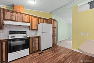 15404 SE 302nd St, Kent, WA 98042 - Photo 13