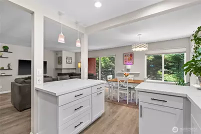 613 4th Avenue W #103, Seattle, WA 98119 - Photo 13