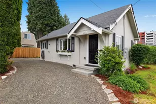 206 Hewitt Ave, Bremerton, WA 98337 - Photo 1