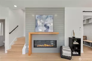 510 N 92nd St, Seattle, WA 98103 - Photo 7