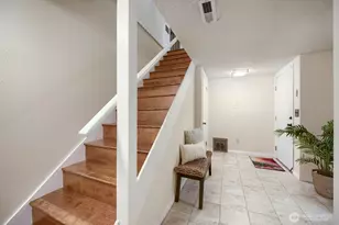 10634 Glen Acres Dr S, Seattle, WA 98168 - Photo 5