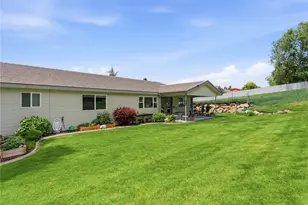 1380 Eastmont Ave, East Wenatchee, WA 98802 - Photo 5
