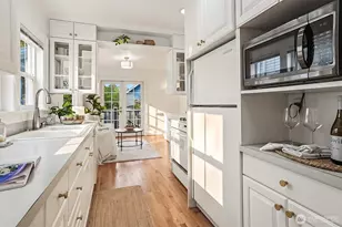 338 NW 79th St, Seattle, WA 98117 - Photo 15