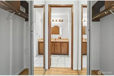 2625 13th Avenue W #201, Seattle, WA 98119 - Photo 19