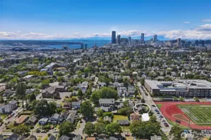 2409 E Alder St, Seattle, WA 98122 - Photo 37