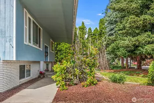 720 11th St NE, East Wenatchee, WA 98802 - Photo 3