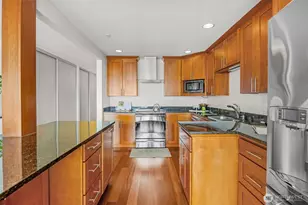 1221 Harbor Ave SW, Seattle, WA 98116 - Photo 11