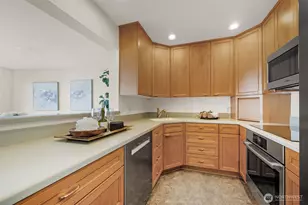 1221 Harbor Ave SW, Seattle, WA 98116 - Photo 19
