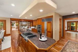 10199 Affirmed Ln NE, Bainbridge Island, WA 98110 - Photo 11