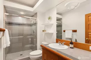 10199 Affirmed Ln NE, Bainbridge Island, WA 98110 - Photo 27