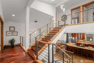 10644 Bartlett Ave NE, Seattle, WA 98125 - Photo 15