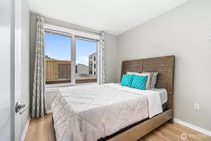 2721 1st Ave, Seattle, WA 98121 - Photo 13