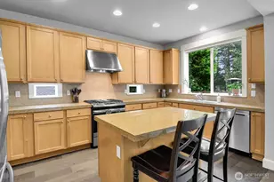 6214 Douglas Ave SE, Snoqualmie, WA 98065 - Photo 11