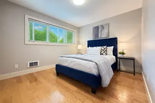 731 Broadway E, Seattle, WA 98102 - Photo 21