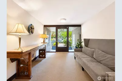 731 Broadway E #301, Seattle, WA 98102 - Photo 5