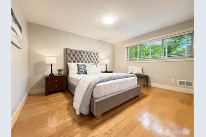 731 Broadway E #301, Seattle, WA 98102 - Photo 19