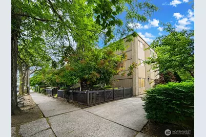 731 Broadway E #301, Seattle, WA 98102 - Photo 25