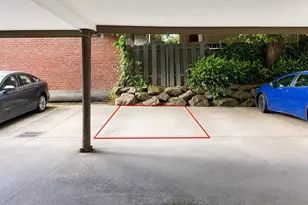 731 Broadway E, Seattle, WA 98102 - Photo 3