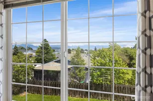 3701 Portage Ln, Anacortes, WA 98221 - Photo 19
