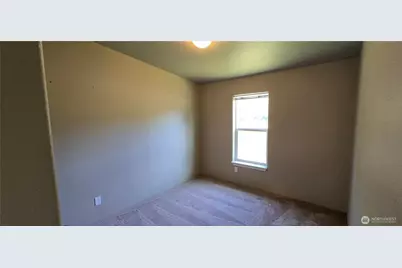 532 E 6th Street, Port Angeles, WA 98362 - Photo 17