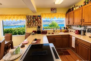 33524 Hwy 97, Oroville, WA 98844 - Photo 11
