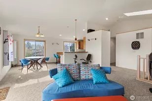 7972 39th Ave S, Seattle, WA 98118 - Photo 9