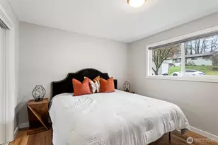 12625 169th Ave SE, Renton, WA 98059 - Photo 17