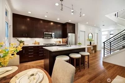1808 11th Avenue #B, Seattle, WA 98122 - Photo 9