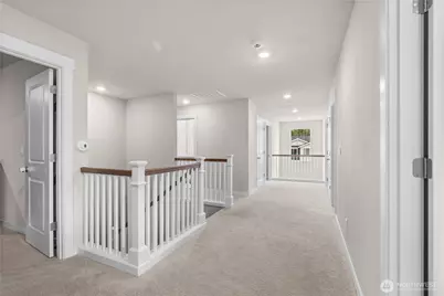 17512 Crossing Drive E, Puyallup, WA 98374 - Photo 15