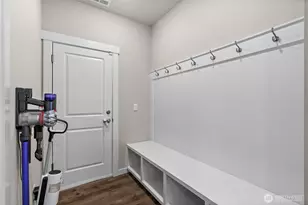 17512 Crossing Dr E, Puyallup, WA 98374 - Photo 13