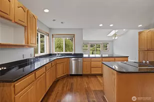 8425 Wayne Ave, Stanwood, WA 98292 - Photo 13