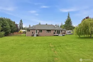 8425 Wayne Ave, Stanwood, WA 98292 - Photo 29