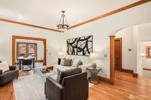 1411 10th Ave W, Seattle, WA 98119 - Photo 9