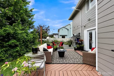 517 SW Dyer Street, Oak Harbor, WA 98277 - Photo 33