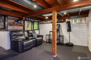 43 W Etruria, Seattle, WA 98119 - Photo 15