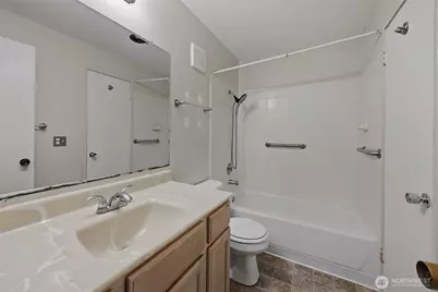 6236 137th Place NE #232, Redmond, WA 98052 - Photo 11