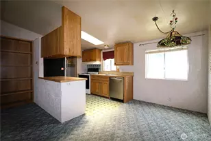 214 Chapman Rd, Castle Rock, WA 98611 - Photo 15