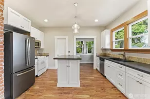 241 N Bellevue Ave, Walla Walla, WA 99362 - Photo 9