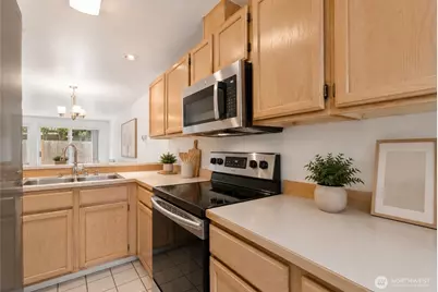 933 4th Avenue N #102, Kent, WA 98032 - Photo 11