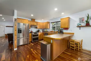 1036 Homestead Dr, Burlington, WA 98233 - Photo 9
